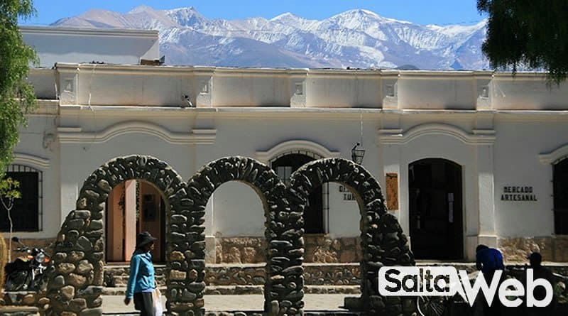 El Pueblo mágico de Cachi - Salta Web