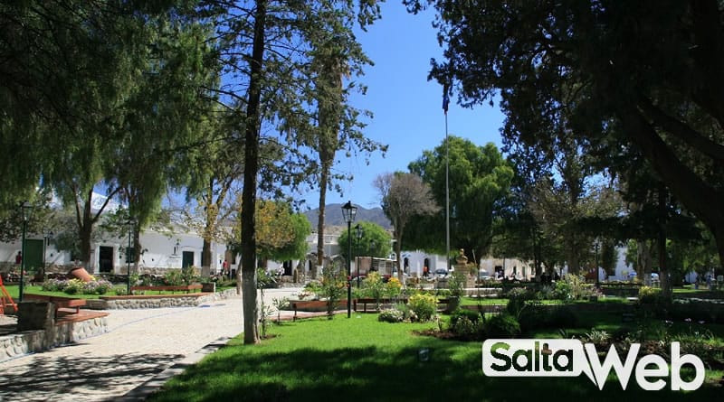 El Pueblo mágico de Cachi - Salta Web